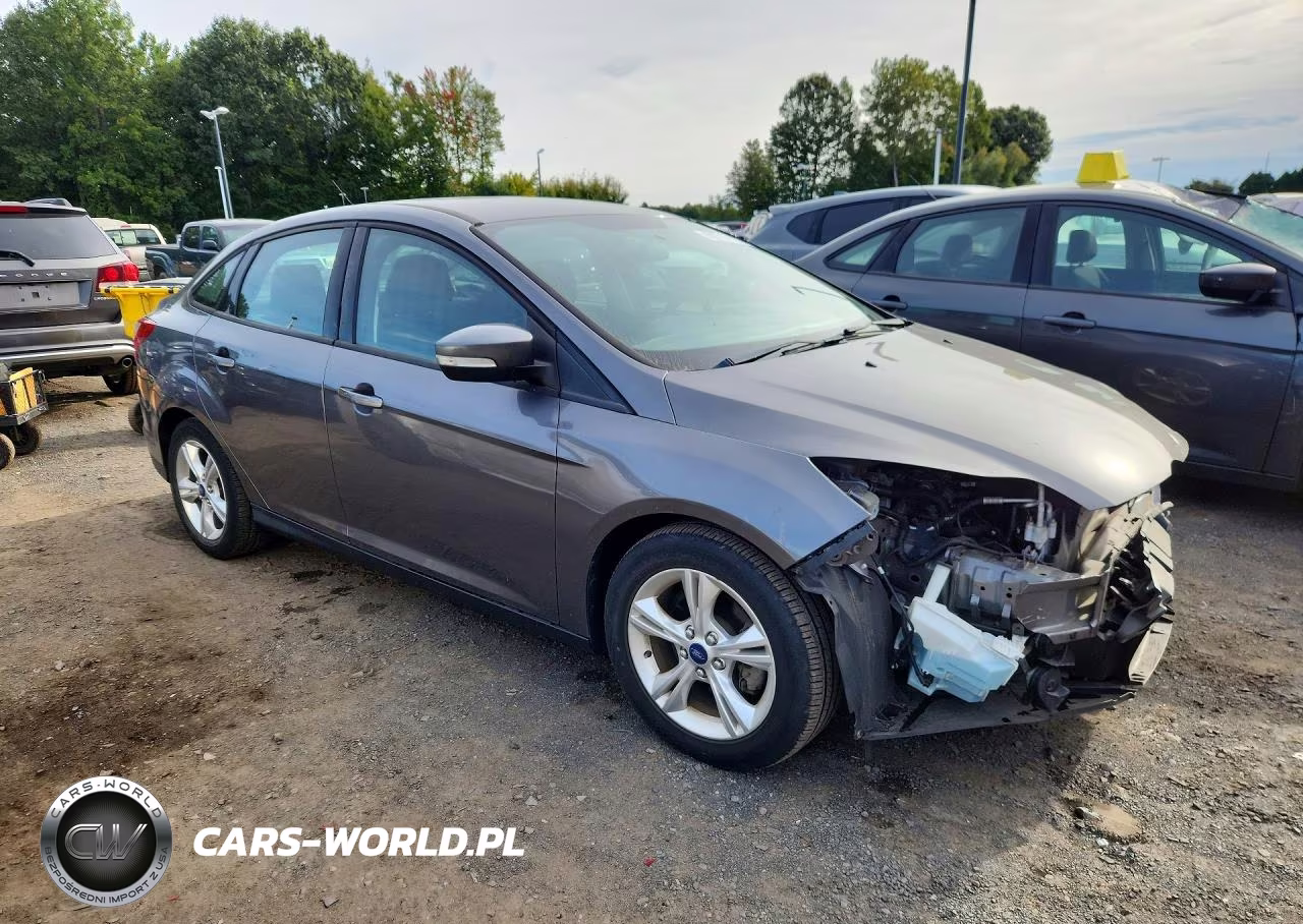 2013 Ford Focus Se VIN:1FADP3F22DL223626 - 4