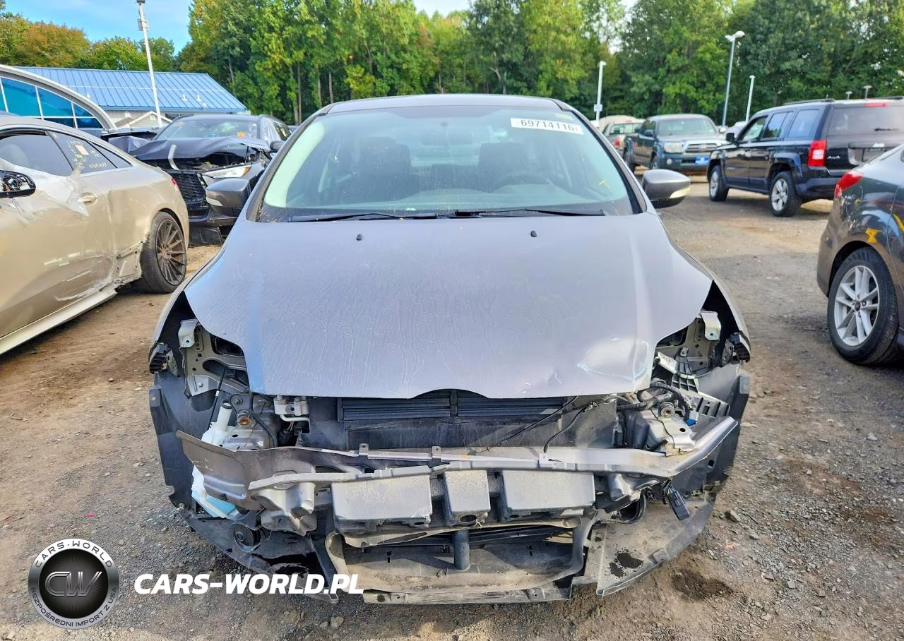 2013 Ford Focus Se VIN:1FADP3F22DL223626 - 5