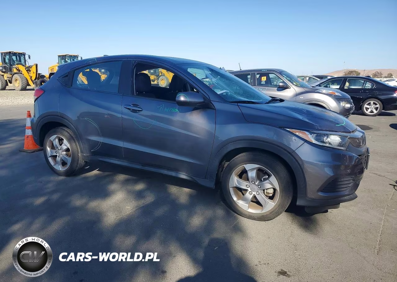 2021 Honda Hr-V Lx VIN:3CZRU5H35MM704389 - 4
