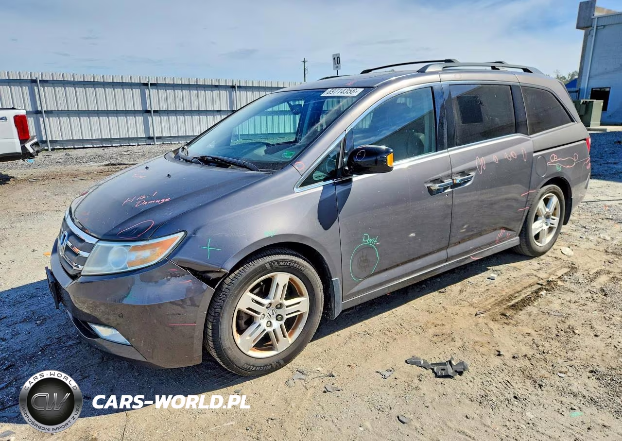 2013 Honda Odyssey Touring VIN:5FNRL5H94DB011539 - 1