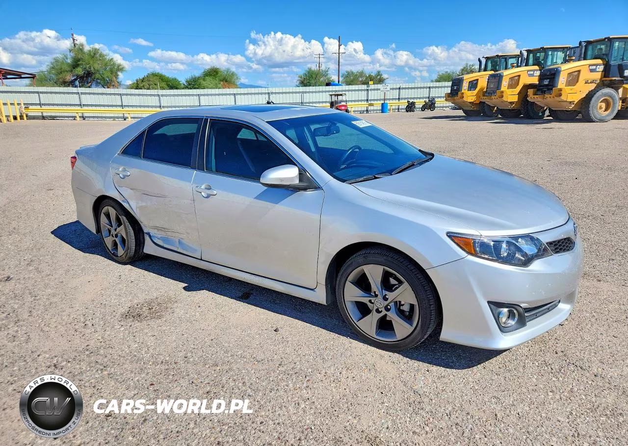2014 Toyota Camry Se V6 VIN:4T1BK1FK4EU025268 - 4