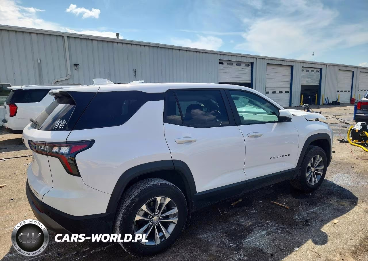 2025 Chevrolet Equinox Lt VIN:3GNAXHEG3SL109084 - 3