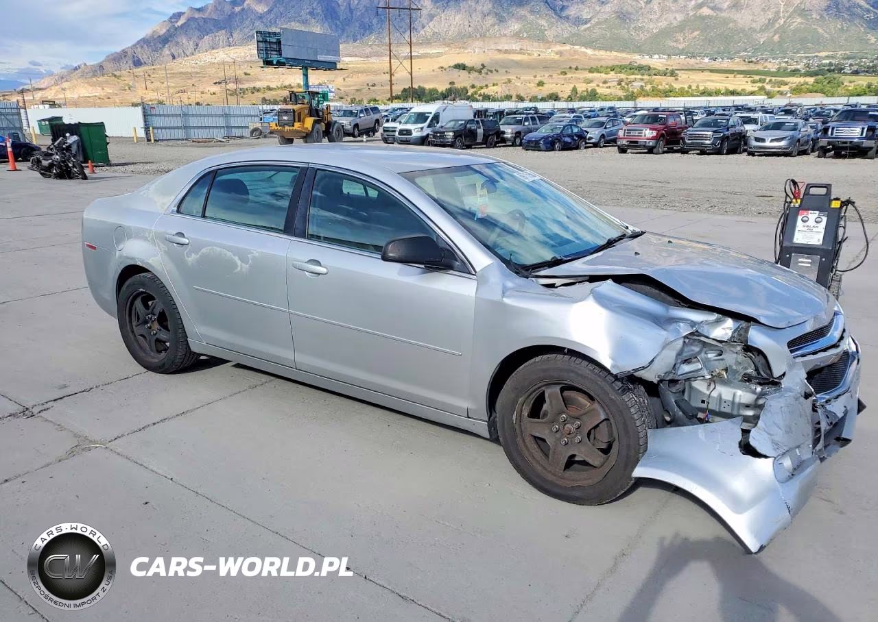 2011 Chevrolet Malibu Ls VIN:1G1ZA5E18BF111455 - 4