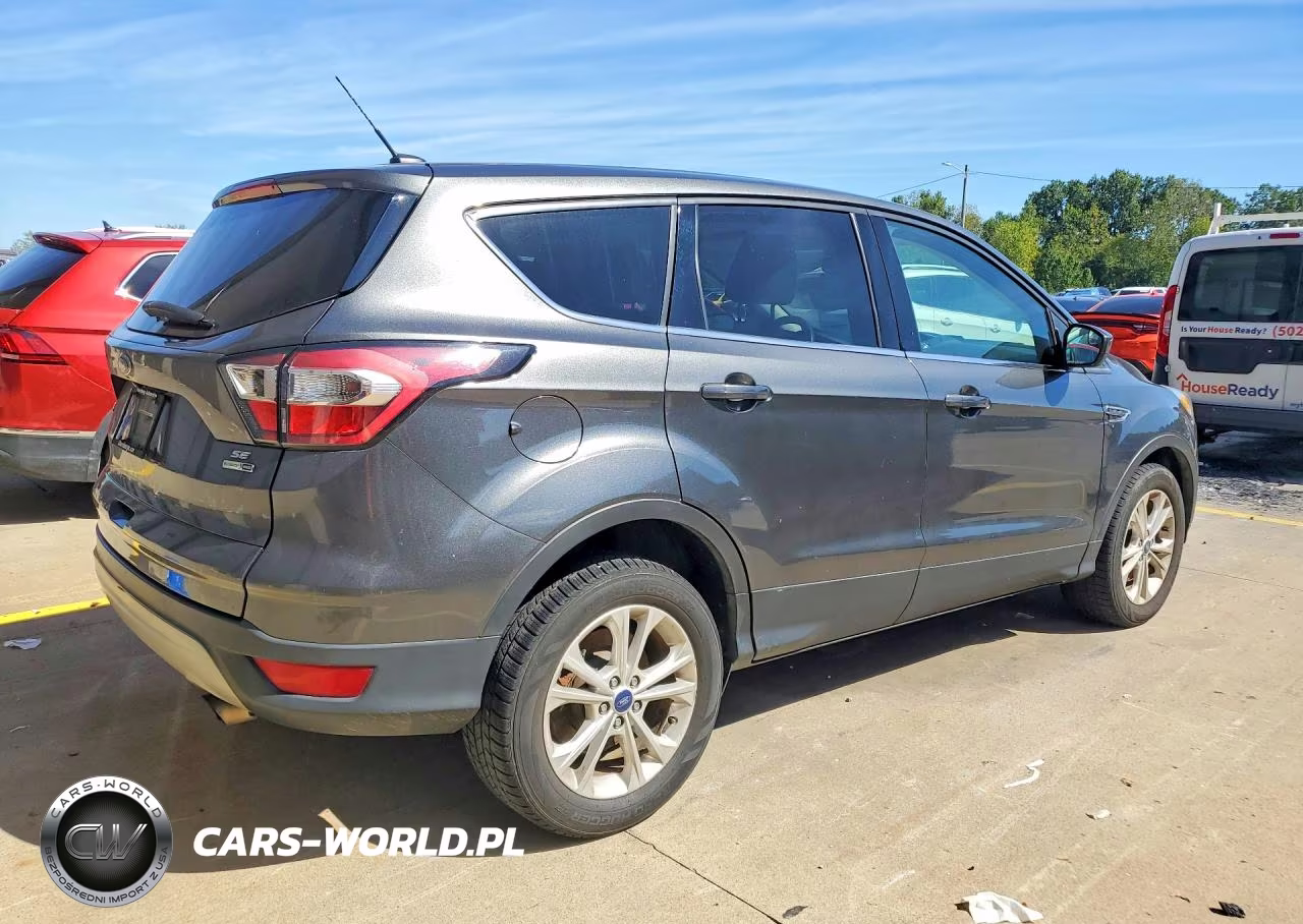 2017 Ford Escape Se VIN:1FMCU9GD2HUB61738 - 3