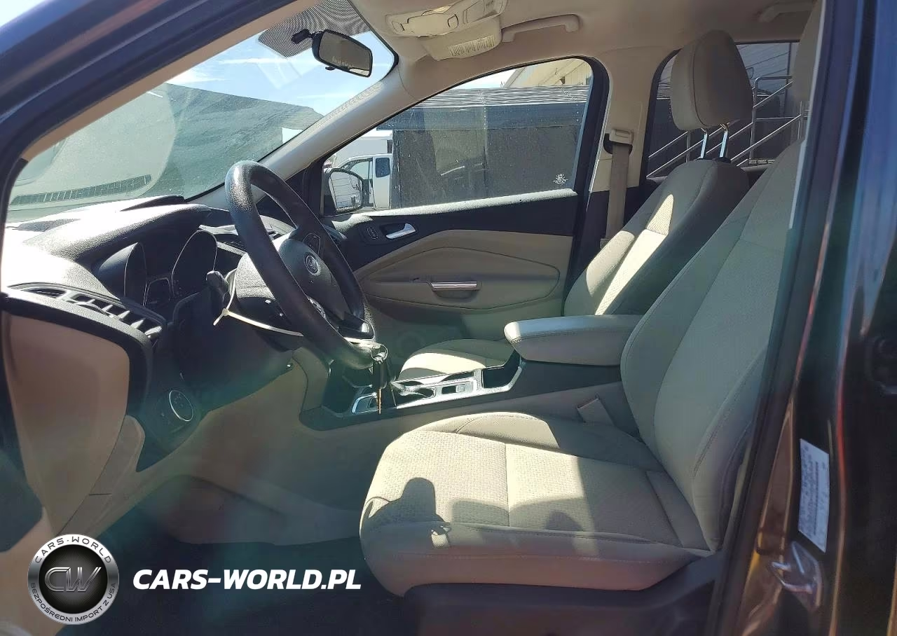2017 Ford Escape Se VIN:1FMCU9GD2HUB61738 - 7