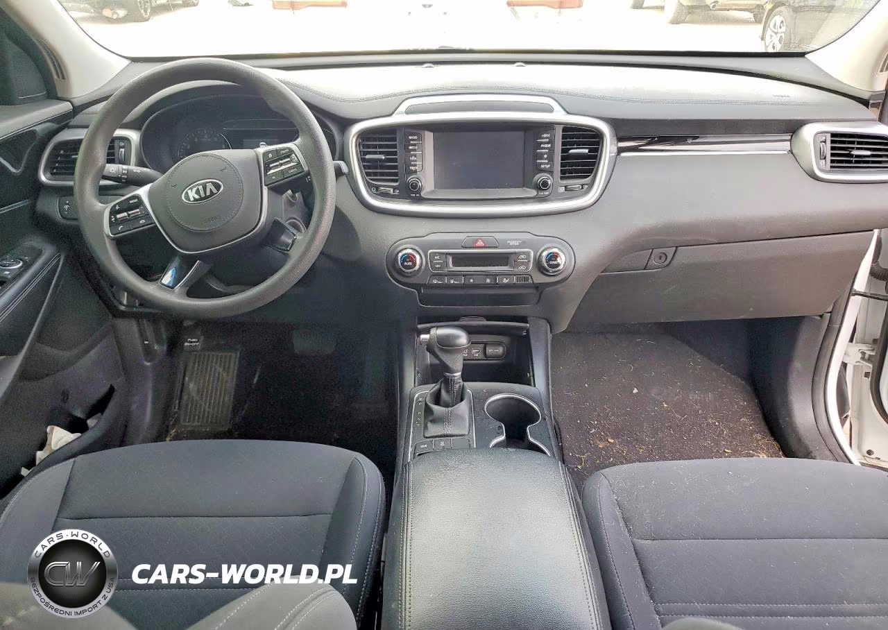 2019 Kia Sorento Lx V6 VIN:5XYPGDA52KG464237 - 8