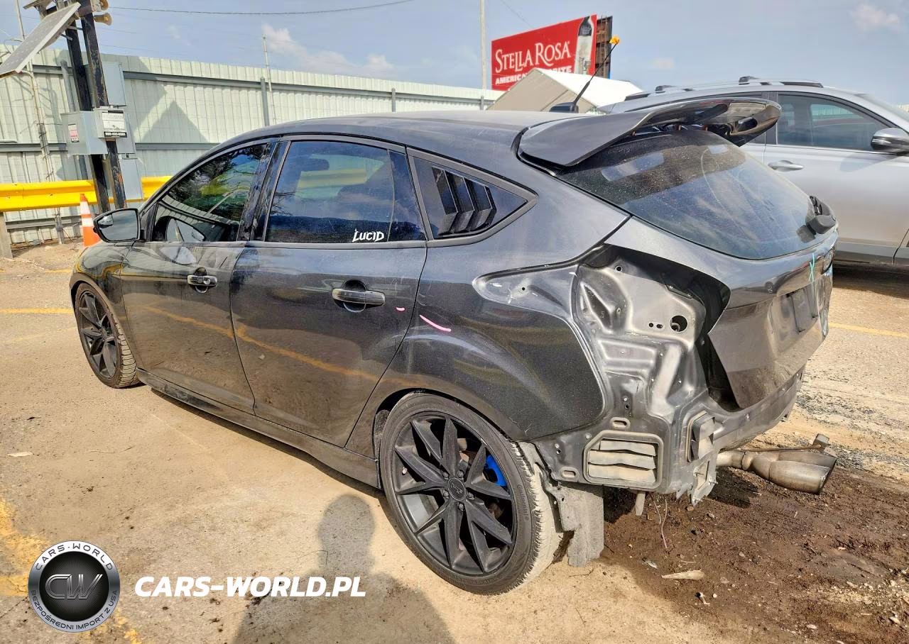 2018 Ford Focus VIN:1FADP3L92JL229780 - 2