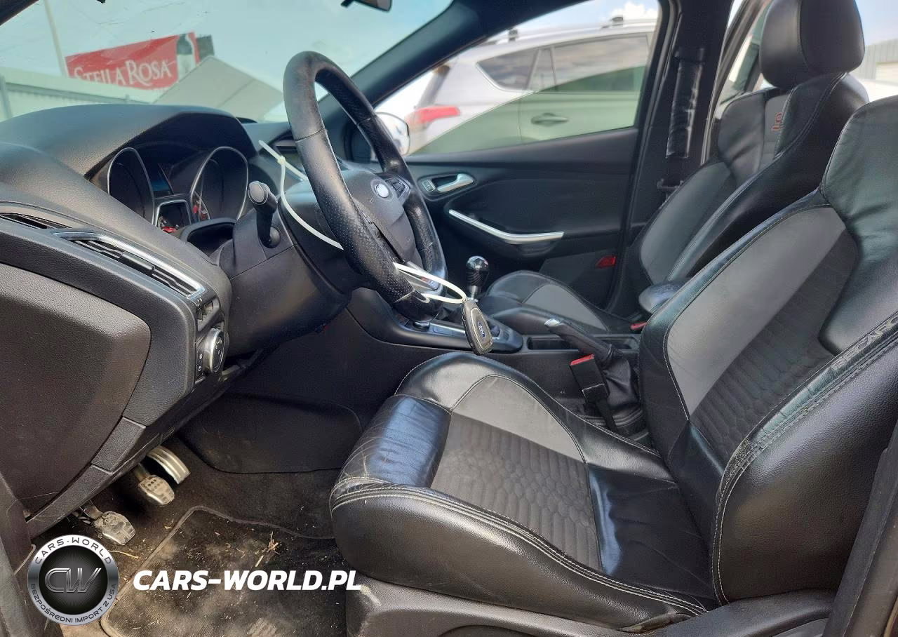 2018 Ford Focus VIN:1FADP3L92JL229780 - 7