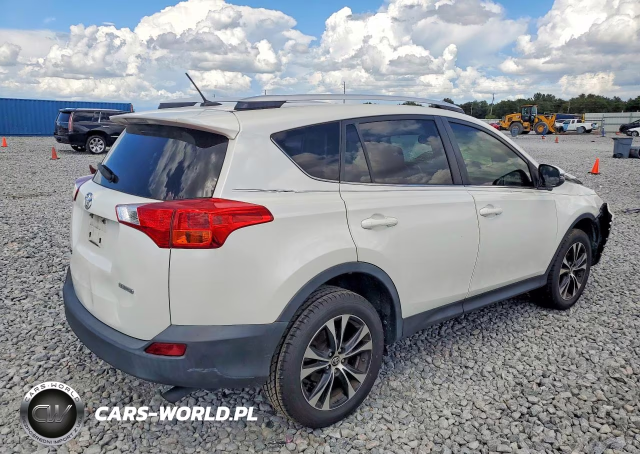 2015 Toyota Rav4 Limited VIN:JTMYFREV0FD076605 - 3