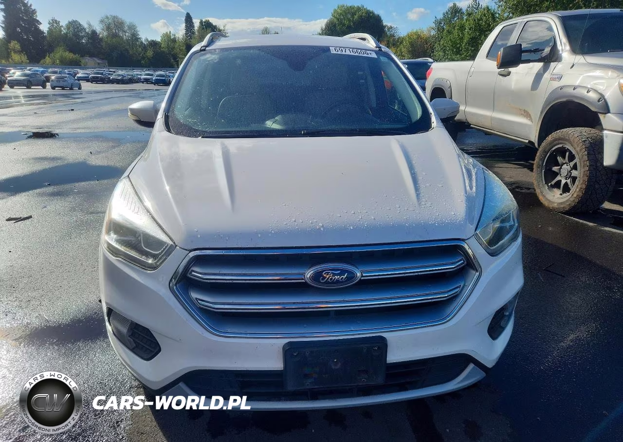 2017 Ford Escape Titanium VIN:1FMCU0JD7HUE57746 - 5