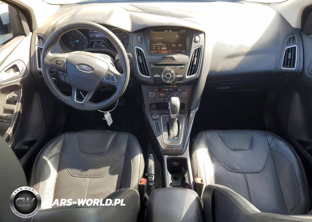 2015 Ford Focus Titanium VIN:1FADP3N21FL241667 - 8