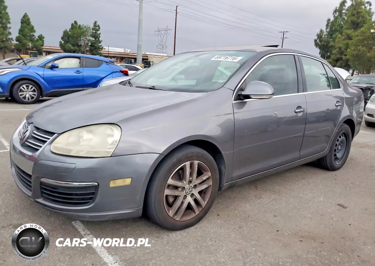 2005 Volkswagen New Jetta 2.5L Option Package 1