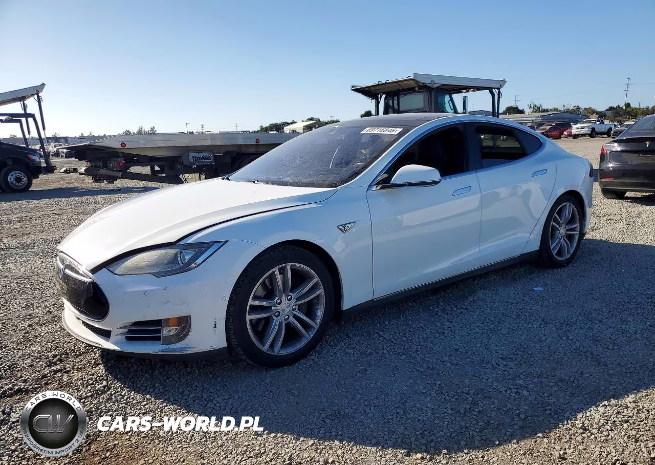 2014 Tesla Model S VIN:5YJSA1H11EFP63291 - 1