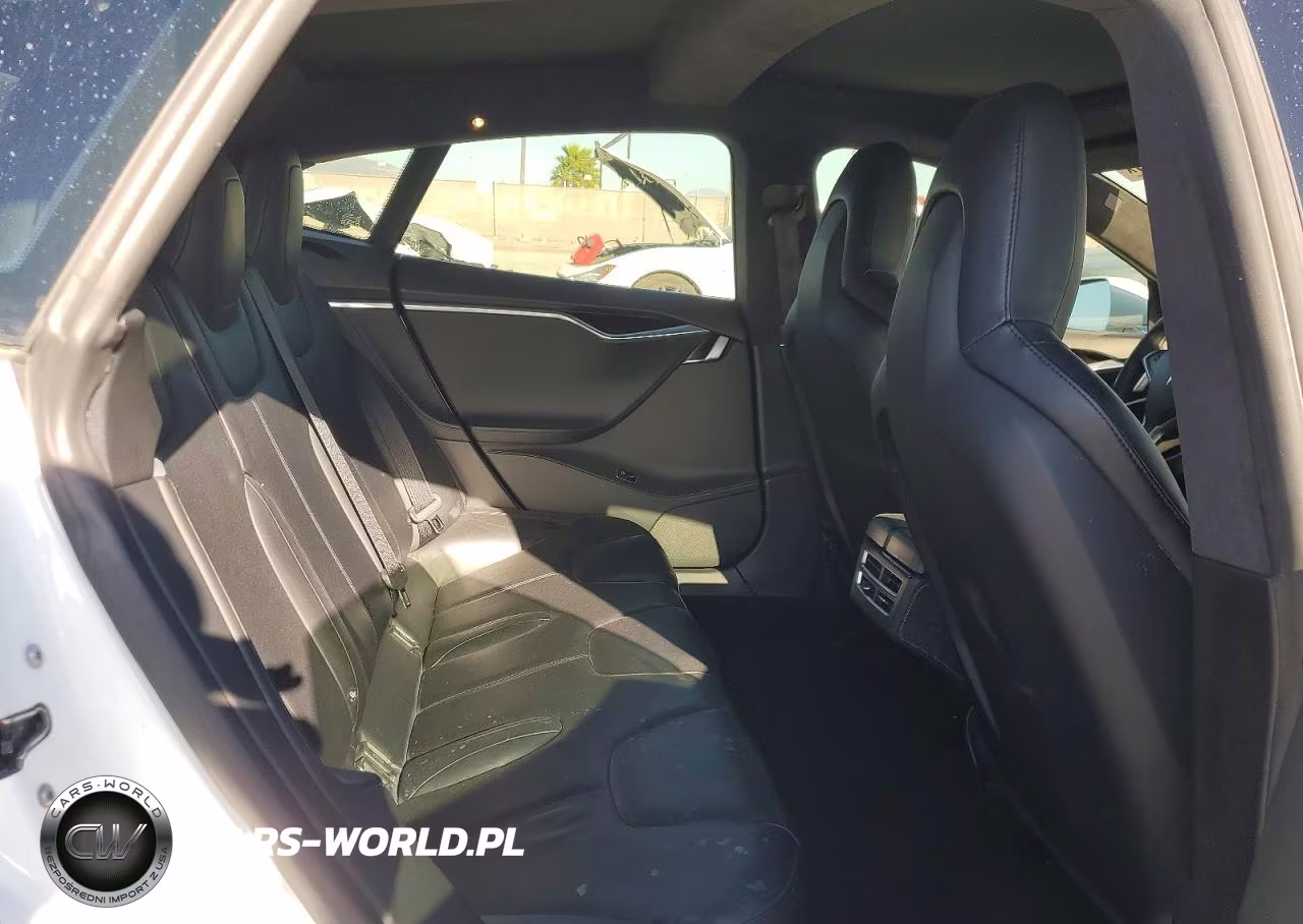 2014 Tesla Model S VIN:5YJSA1H11EFP63291 - 10