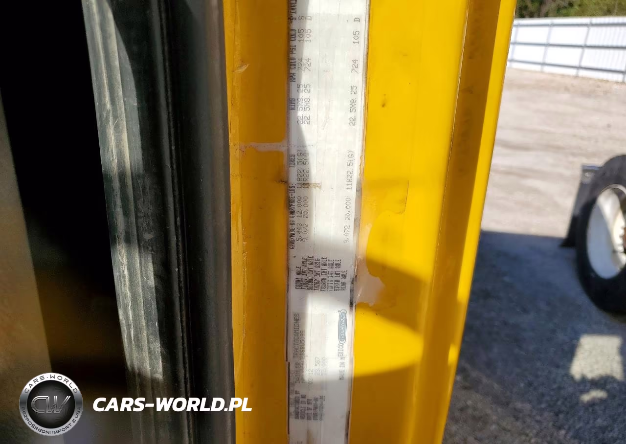 2013 Freightliner Cascadia Semi Truck VIN:1FUJGEDV2DSBU5095 - 12