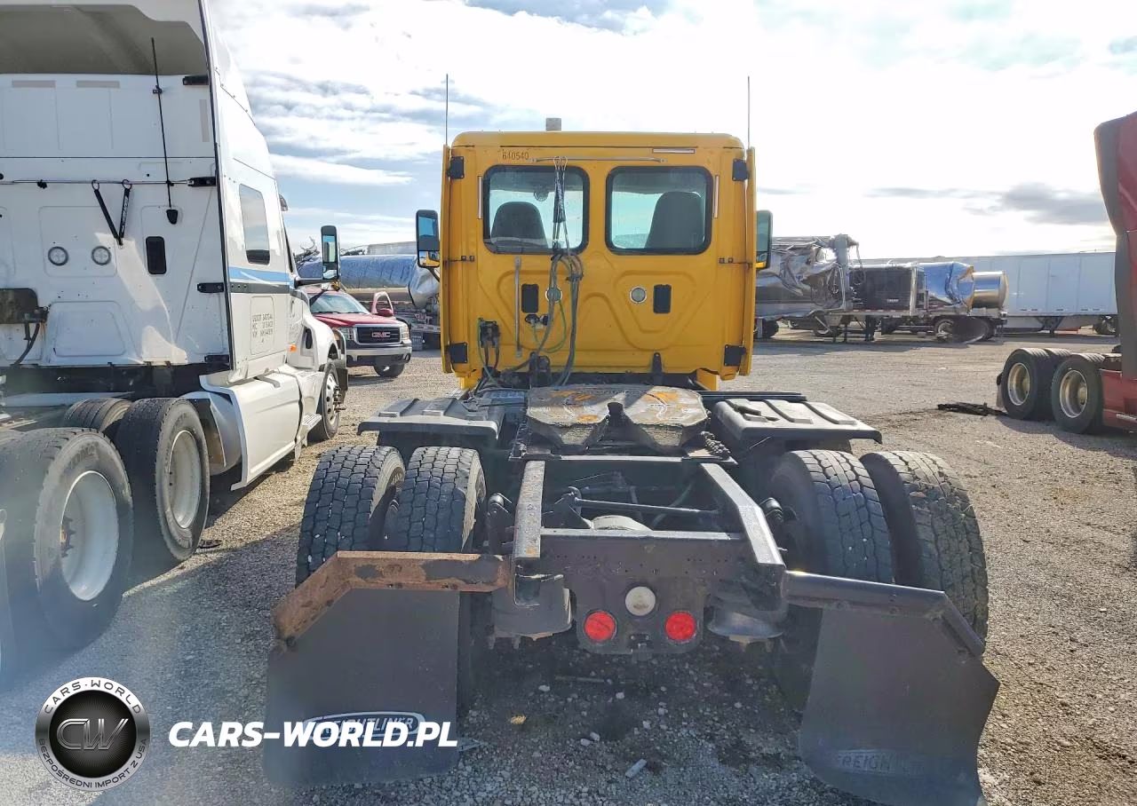 2013 Freightliner Cascadia Semi Truck VIN:1FUJGEDV2DSBU5095 - 6