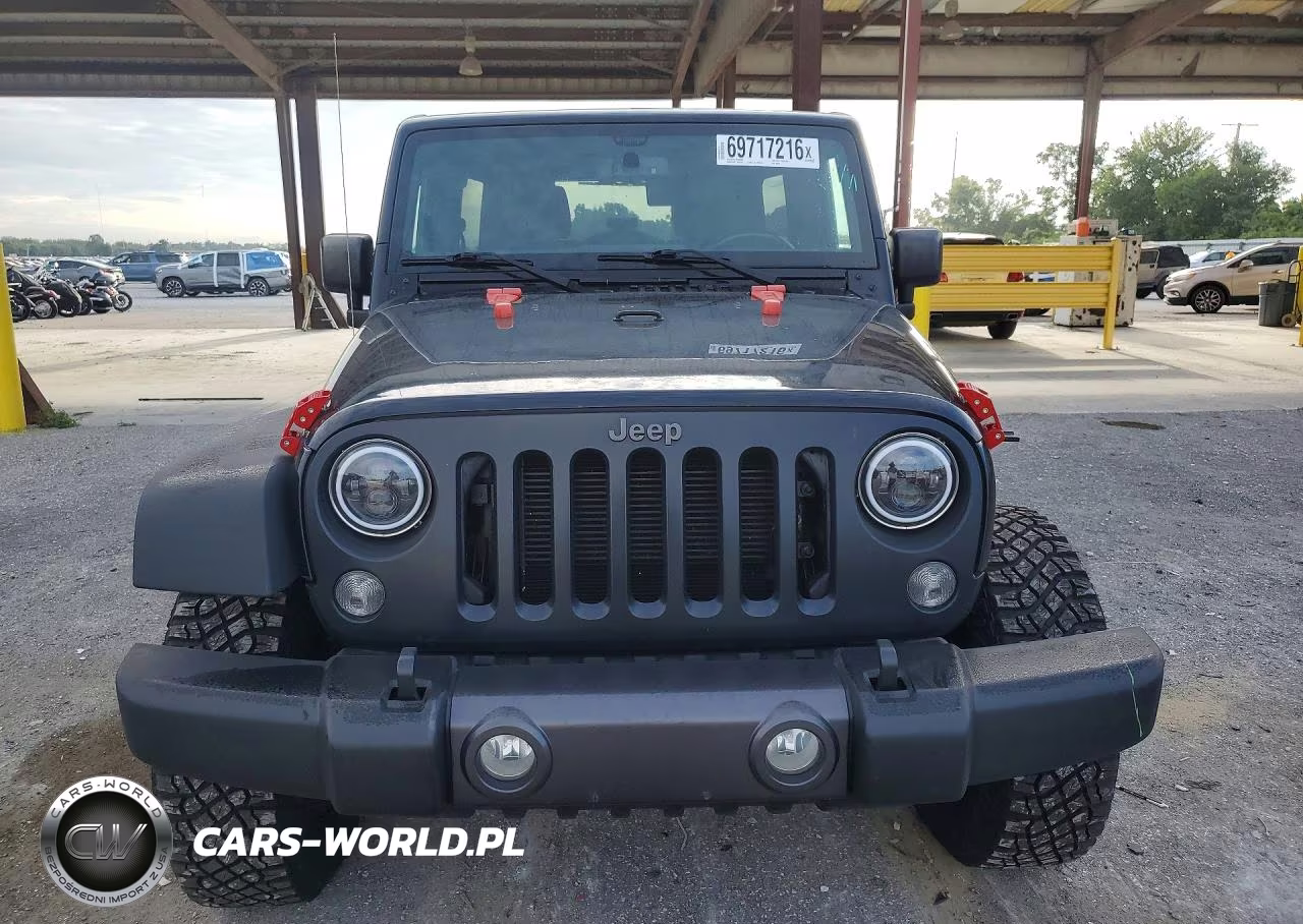 2016 Jeep Wrangler Unlimited Sport VIN:1C4BJWDG7GL102081 - 5