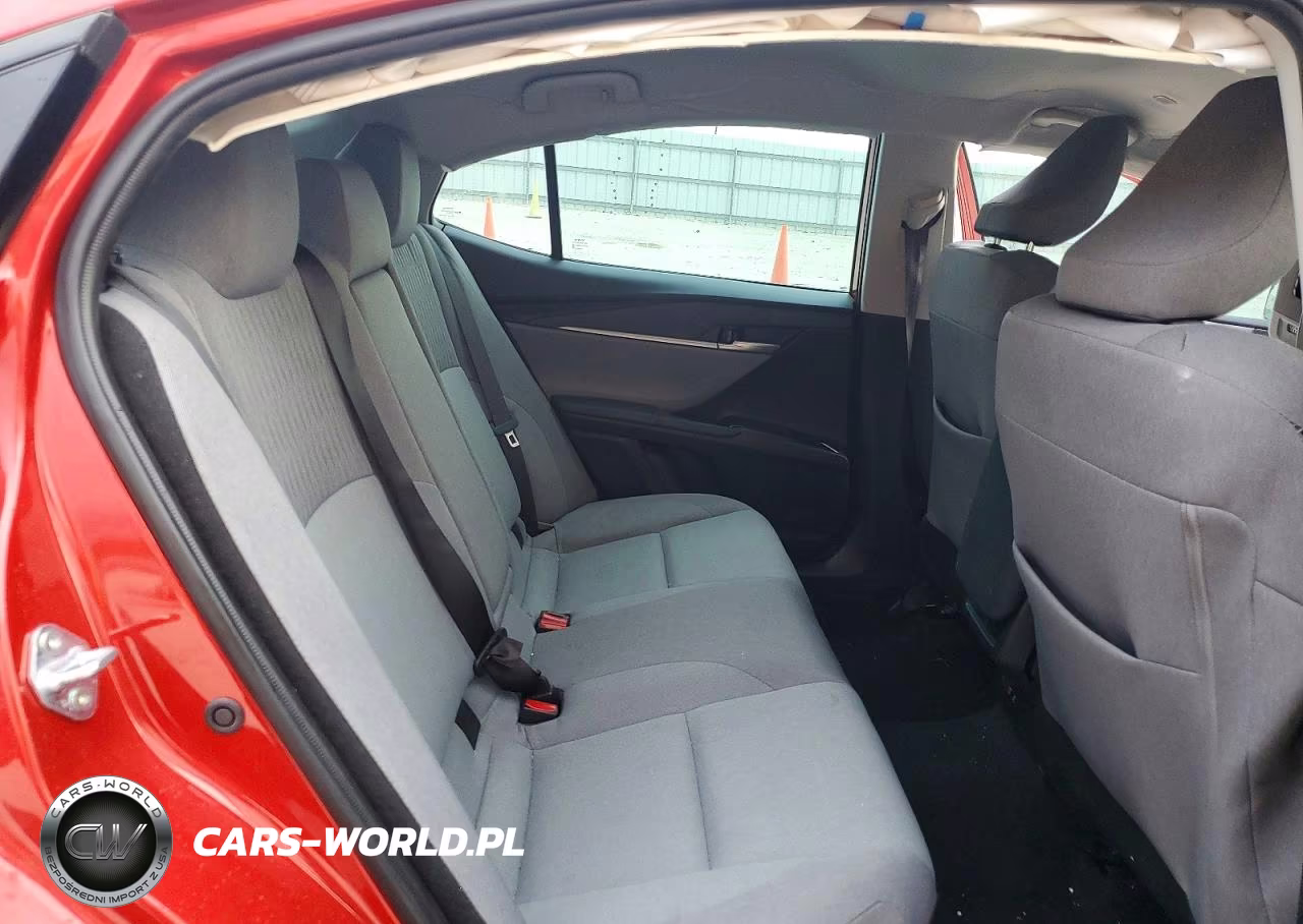 2025 Toyota Camry Le VIN:4T1DAACK4SU099639 - 10
