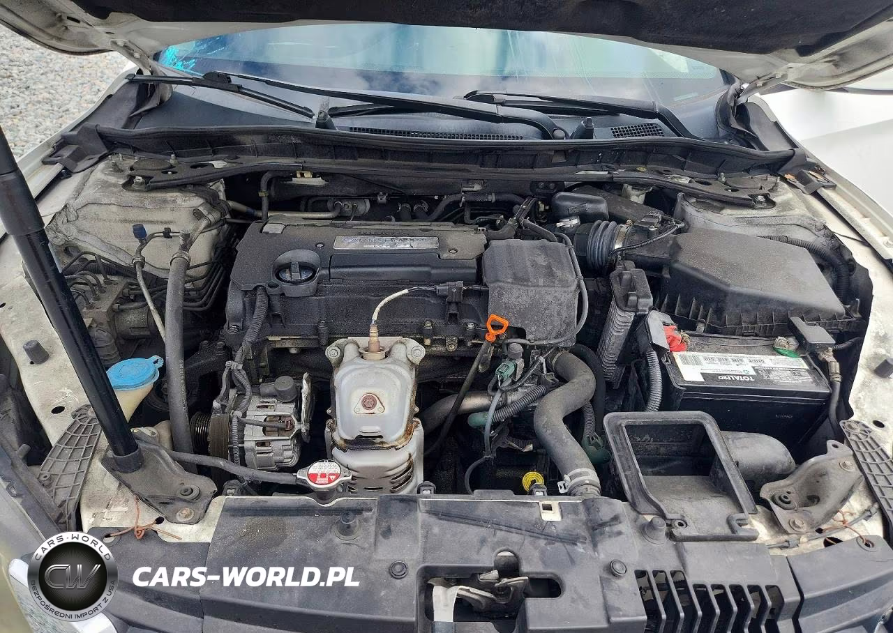 2015 Honda Accord Sport VIN:1HGCR2F53FA008227 - 11