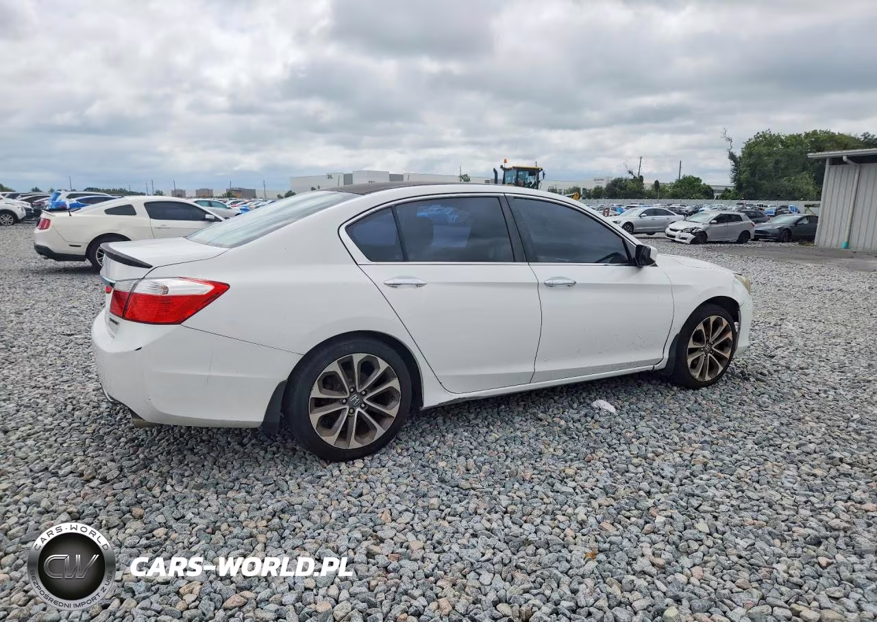 2015 Honda Accord Sport VIN:1HGCR2F53FA008227 - 3
