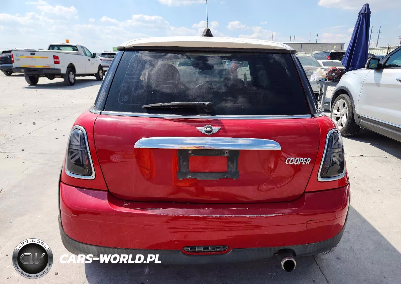 2009 Mini Cooper VIN:WMWMF33599TZ21327 - 6