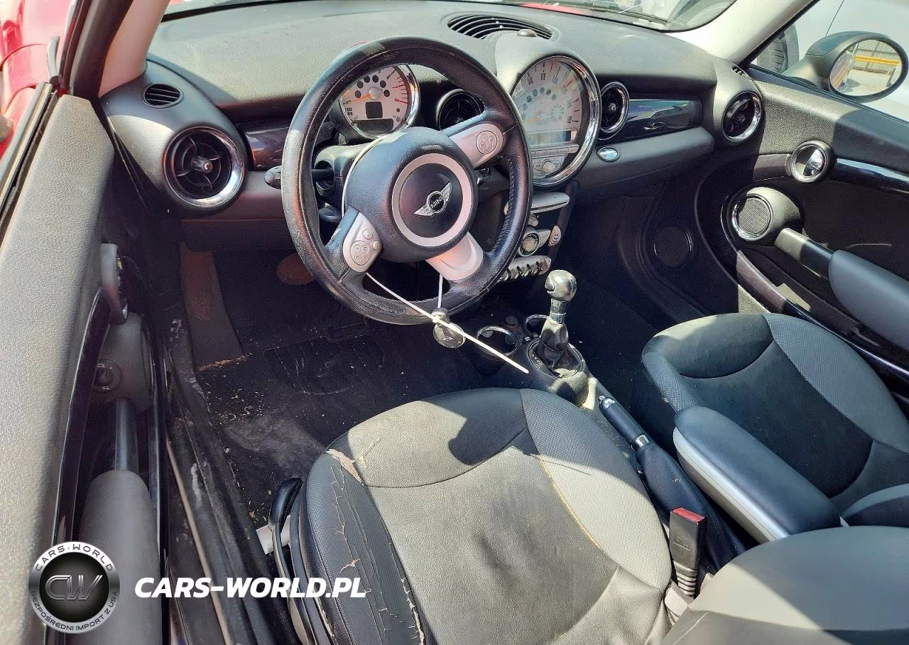 2009 Mini Cooper VIN:WMWMF33599TZ21327 - 8