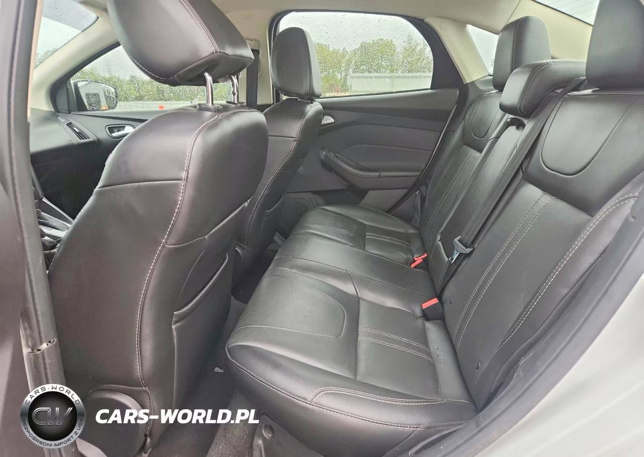 2014 Ford Focus Se VIN:1FADP3F28EL142759 - 10