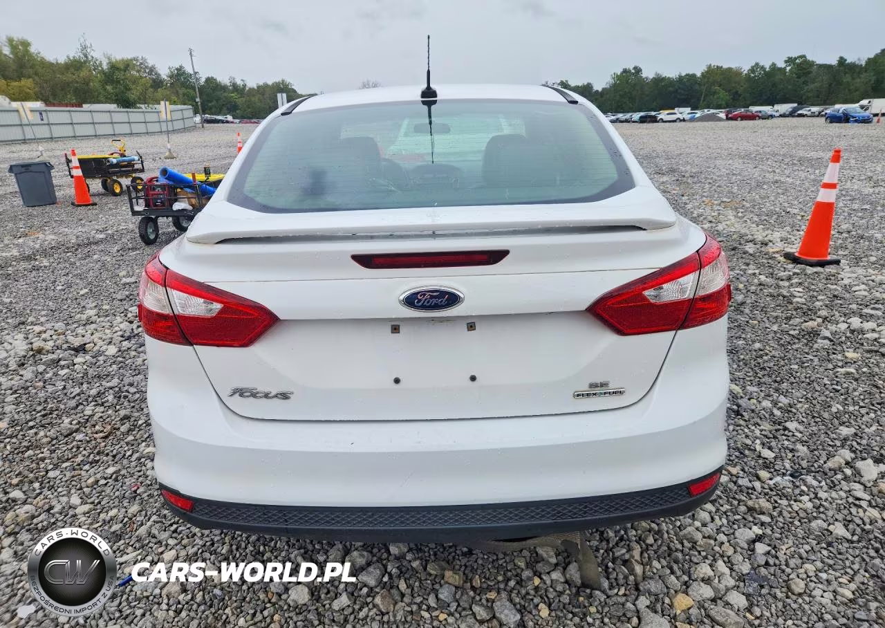 2014 Ford Focus Se VIN:1FADP3F28EL142759 - 6