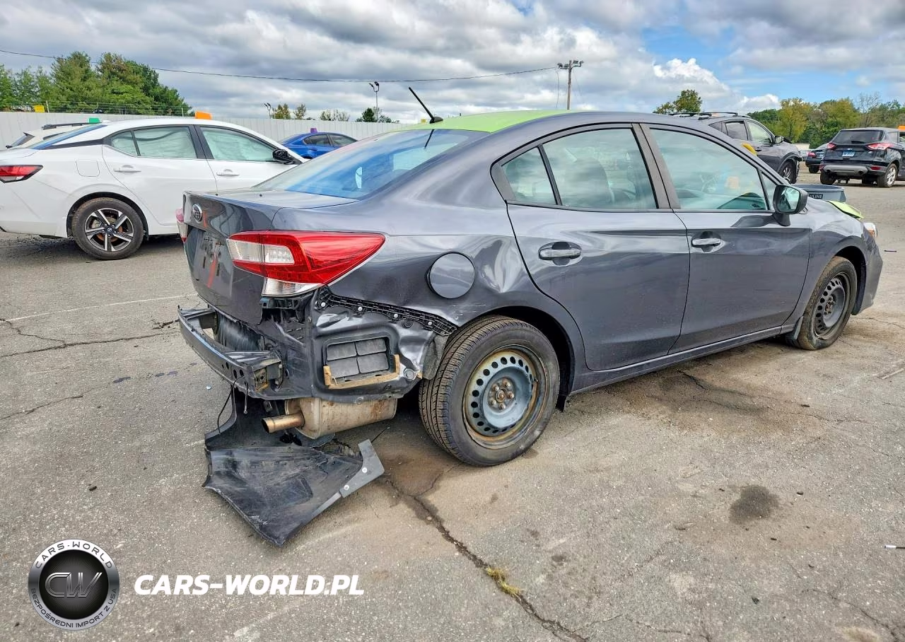 2018 Subaru Impreza VIN:4S3GKAA64J3606709 - 3