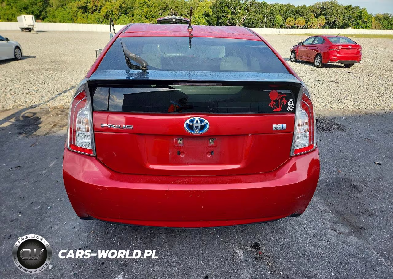2013 Toyota Prius Two VIN:JTDKN3DU0D1678188 - 6