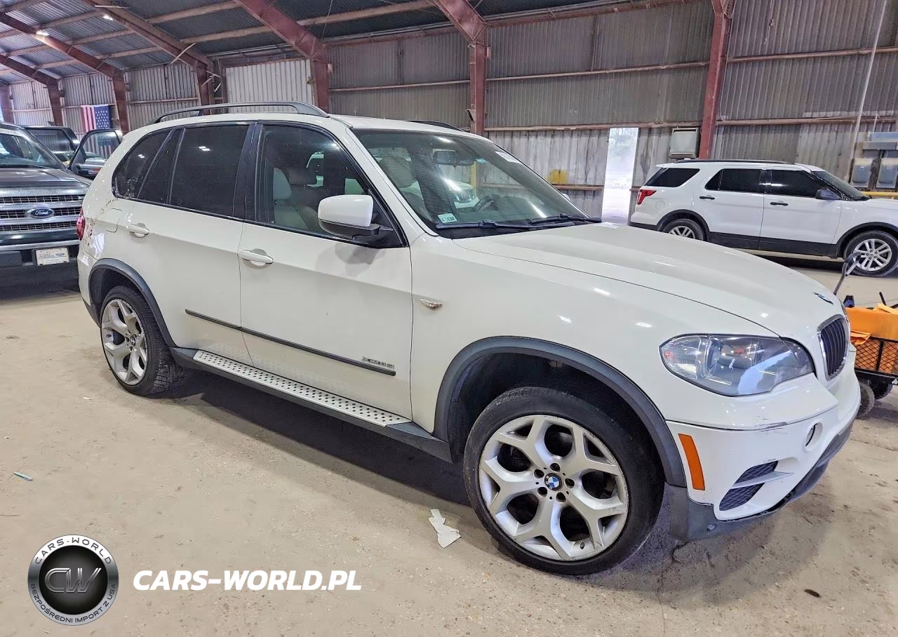 2013 BMW X5 xDrive35I VIN:5UXZV4C51DL993695 - 4