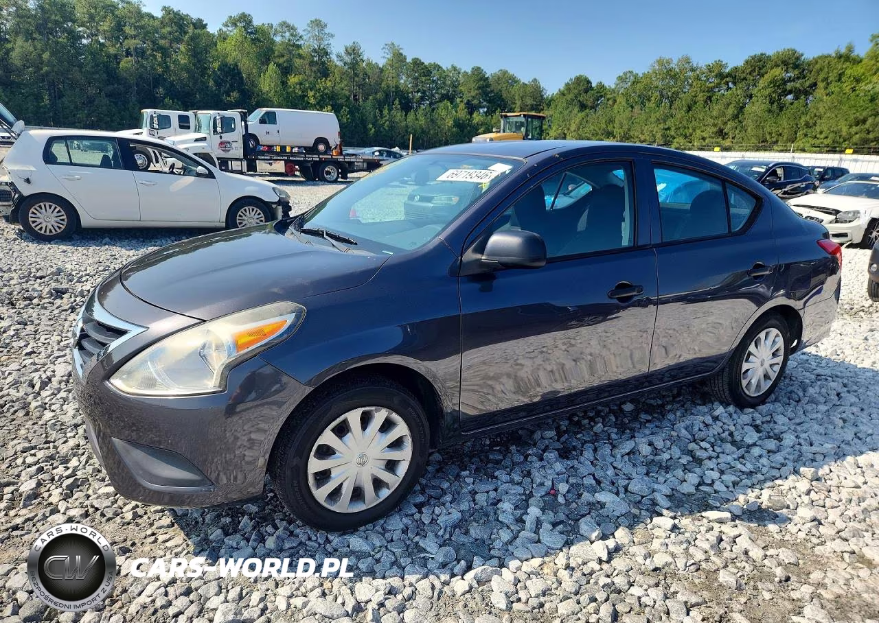 2015 Nissan Versa 1.6 S
