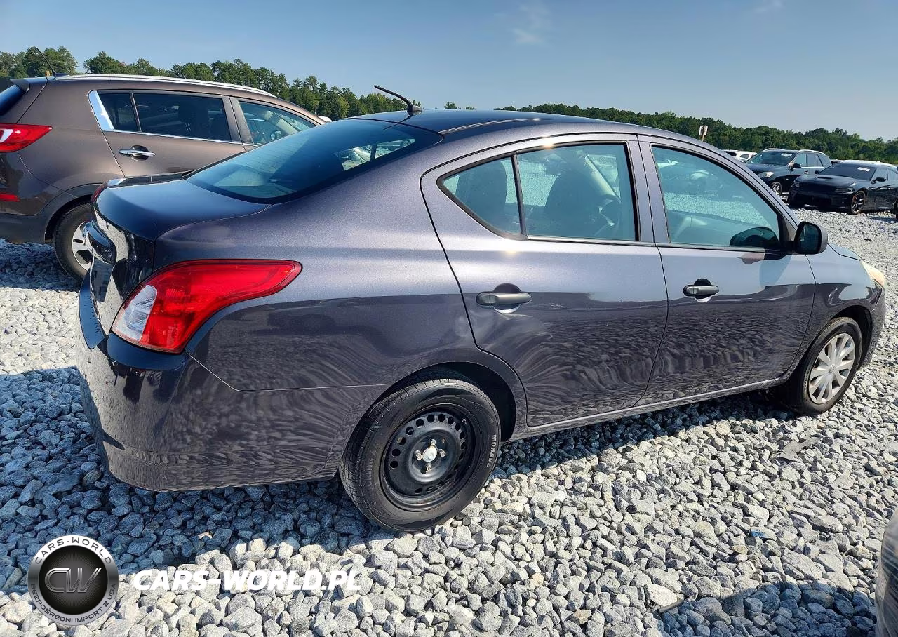 2015 Nissan Versa 1.6 S VIN:3N1CN7AP4FL893484 - 3