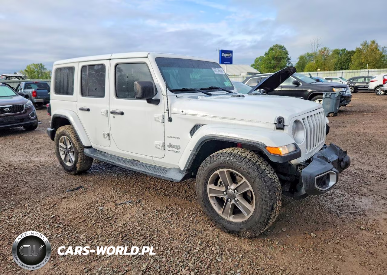 2018 Jeep Wrangler Unlimited Sahara VIN:1C4HJXEG4JW213918 - 4