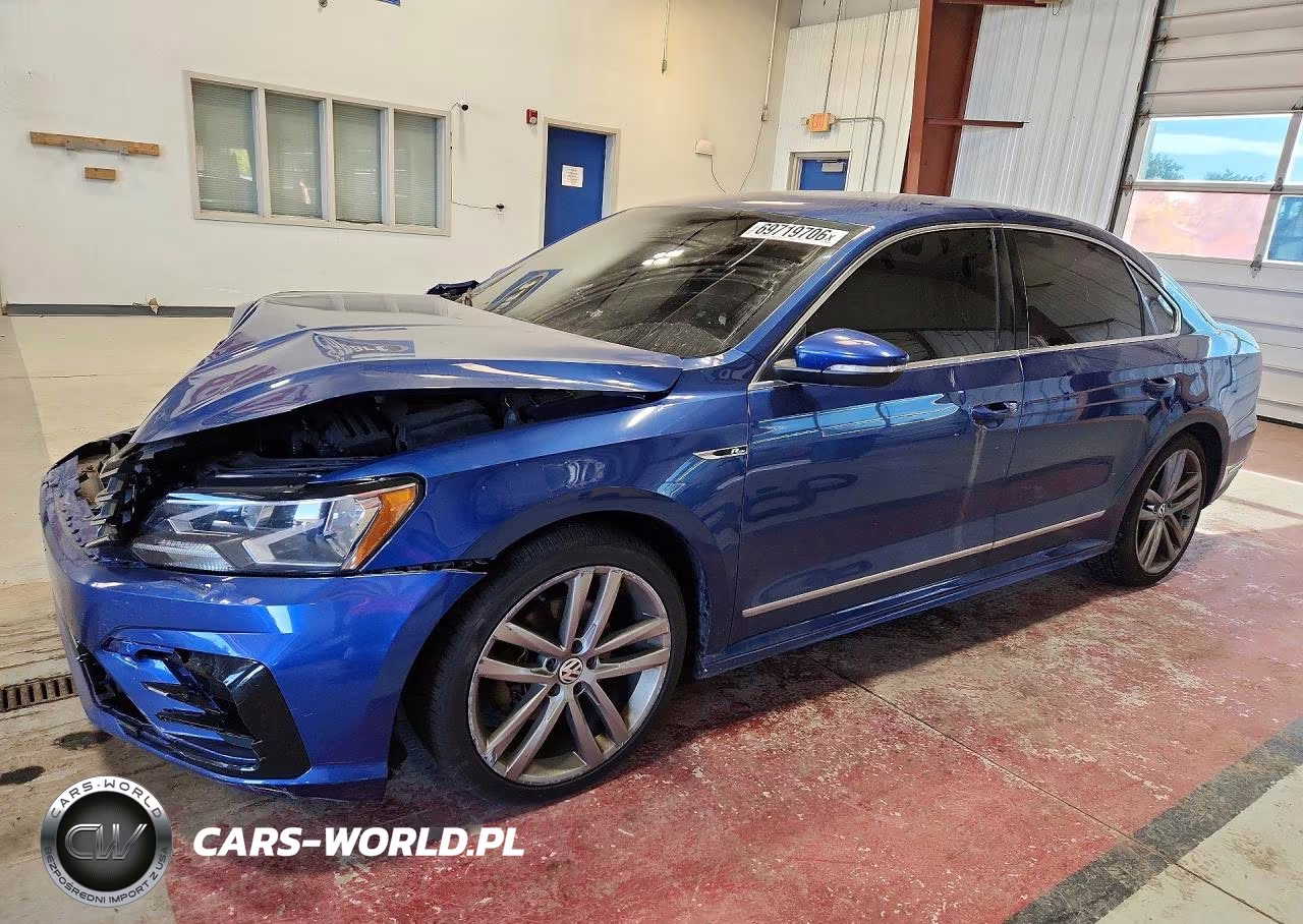 2017 Volkswagen Passat R-Line VIN:1VWDT7A31HC008707 - 1