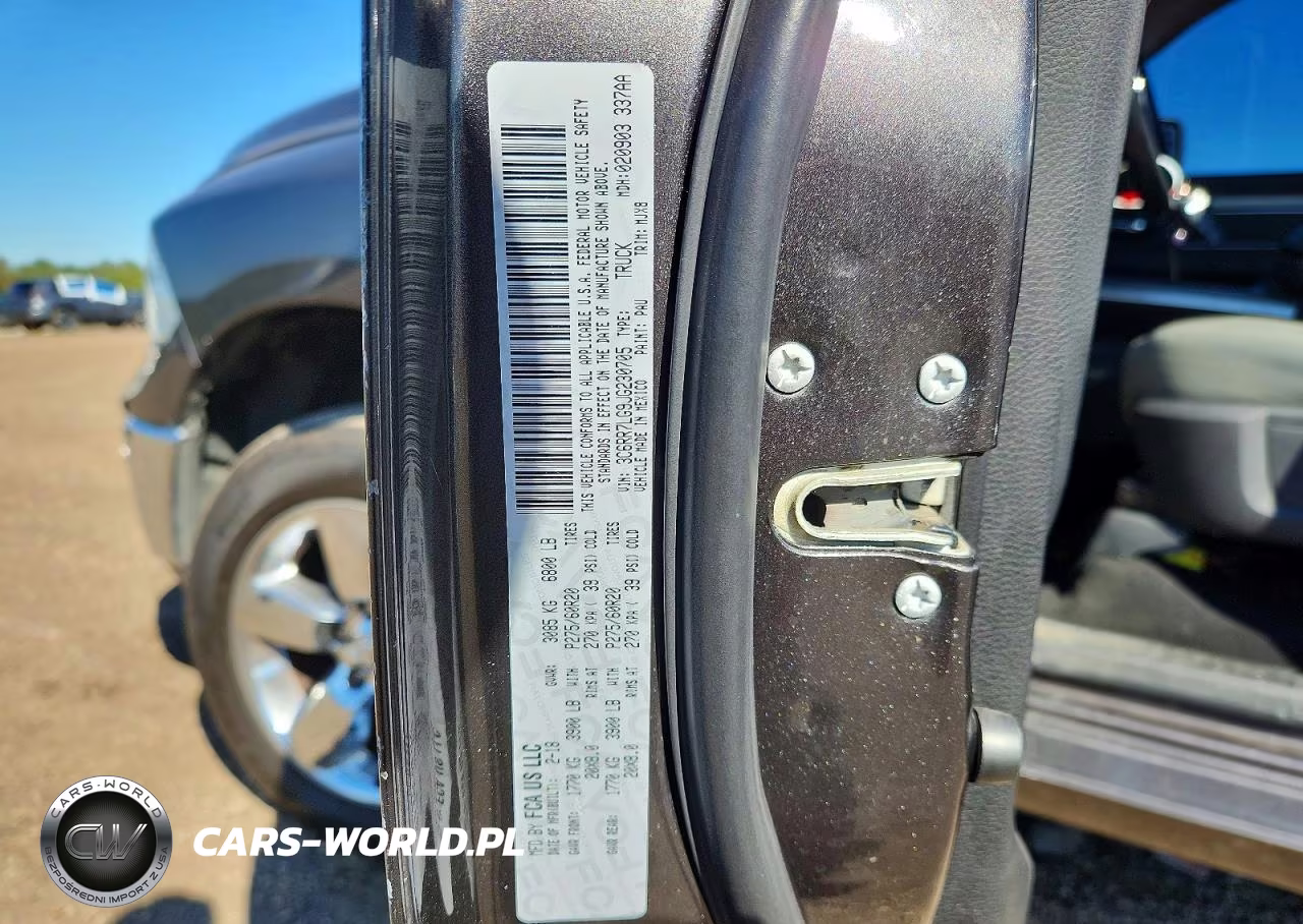 2018 Ram 1500 Slt VIN:3C6RR7LG9JG230705 - 12