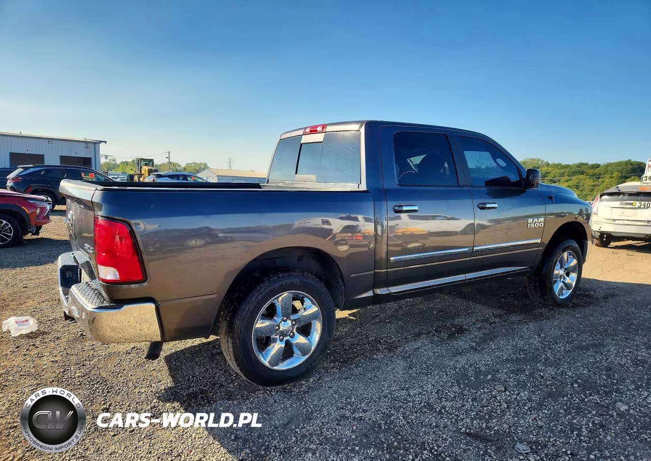 2018 Ram 1500 Slt VIN:3C6RR7LG9JG230705 - 3