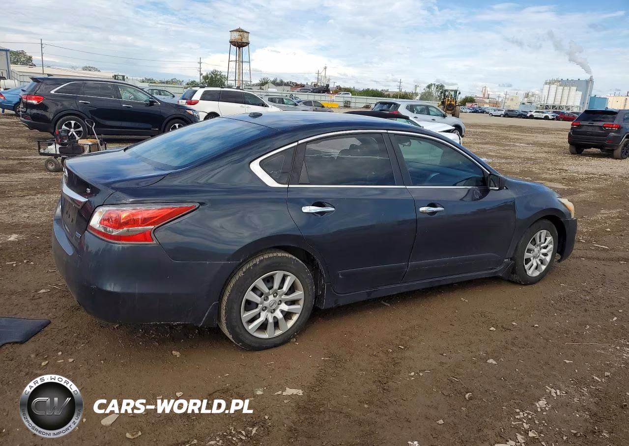 2014 Nissan Altima 2.5 S VIN:1N4AL3AP4EN253377 - 3