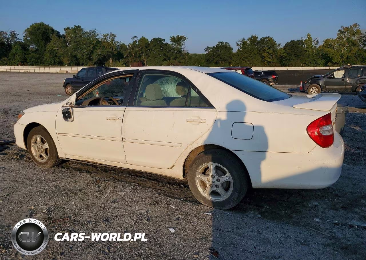 2002 Toyota Camry Le VIN:4T1BE32K72U025933 - 2