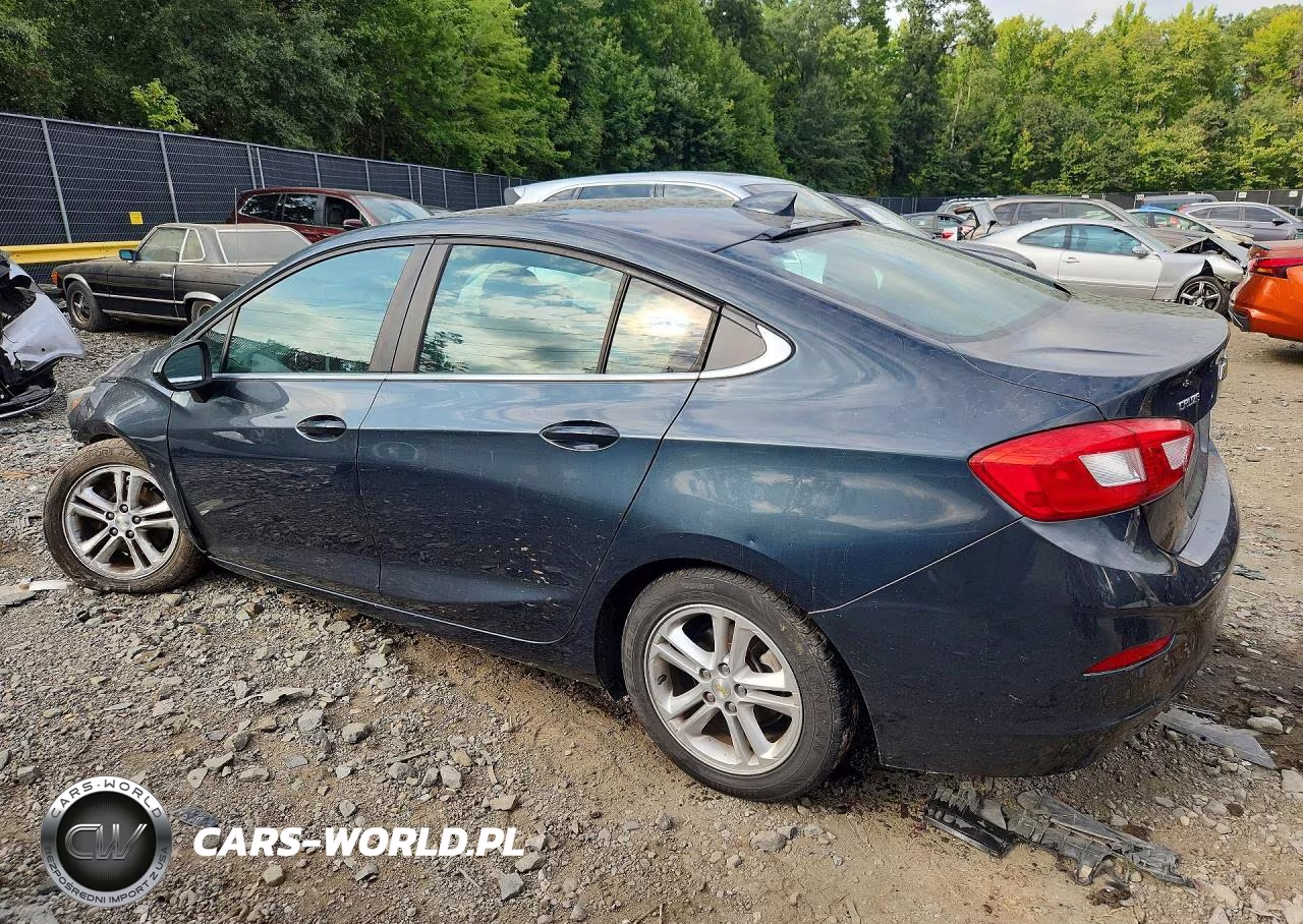 2017 Chevrolet Cruze Lt VIN:1G1BE5SM7H7136144 - 2