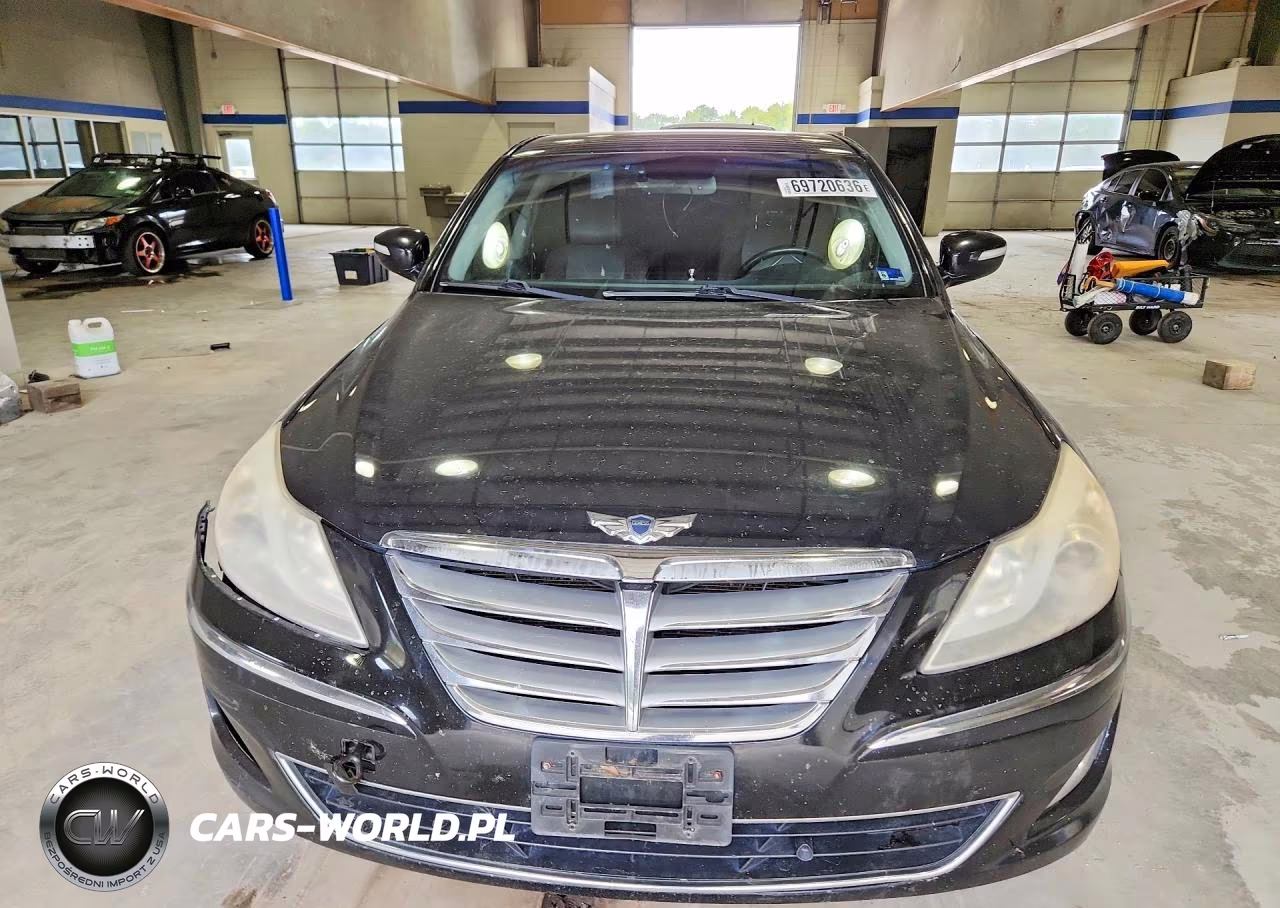 2012 Hyundai Genesis 3.8L VIN:KMHGC4DD1CU182097 - 5