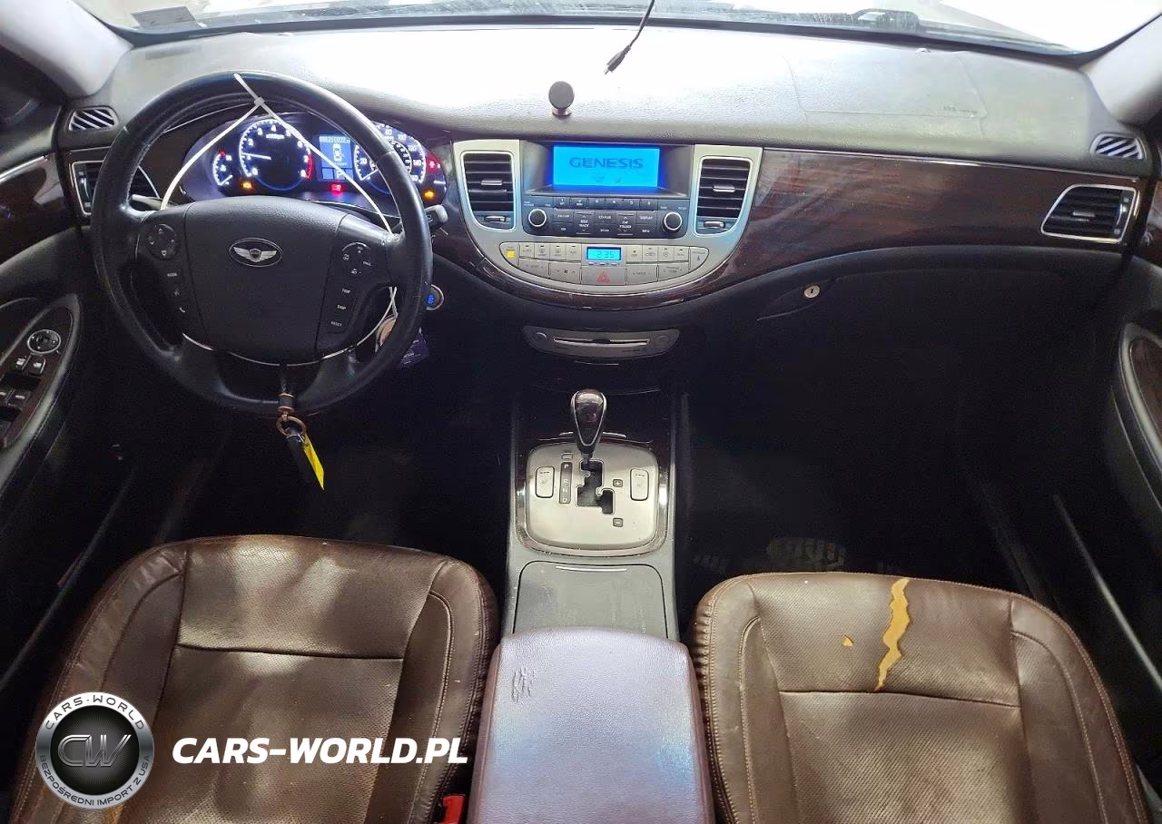2012 Hyundai Genesis 3.8L VIN:KMHGC4DD1CU182097 - 8