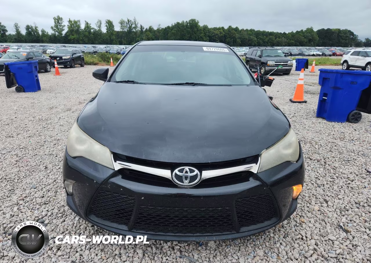 2017 Toyota Camry Se VIN:4T1BF1FKXHU447411 - 5