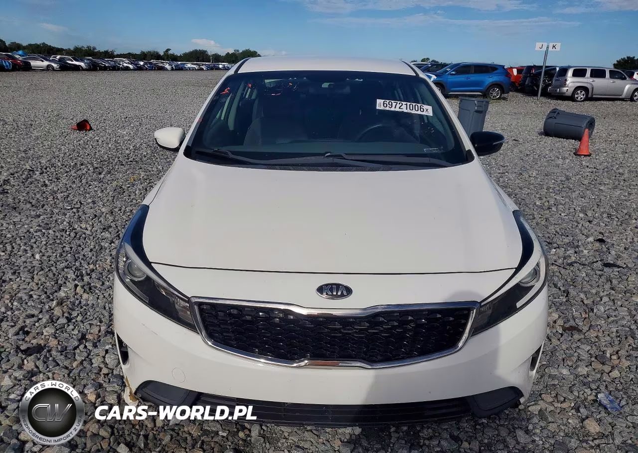 2017 Kia Forte Lx VIN:3KPFK4A78HE107114 - 5