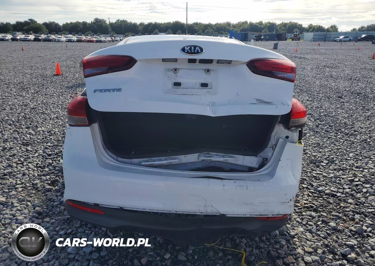 2017 Kia Forte Lx VIN:3KPFK4A78HE107114 - 6