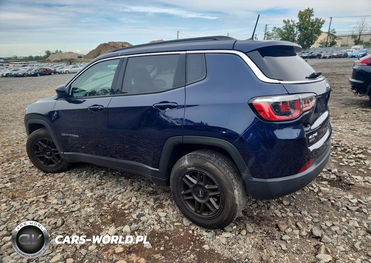 2018 Jeep Compass Latitude VIN:3C4NJDBB9JT138603 - 2