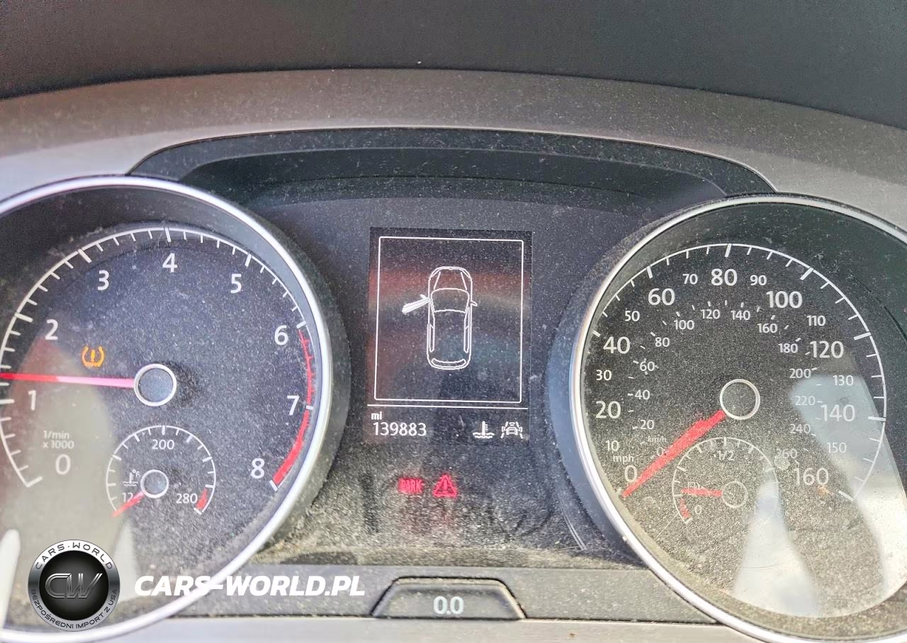 2017 Volkswagen Golf S VIN:3VW117AU7HM014785 - 9