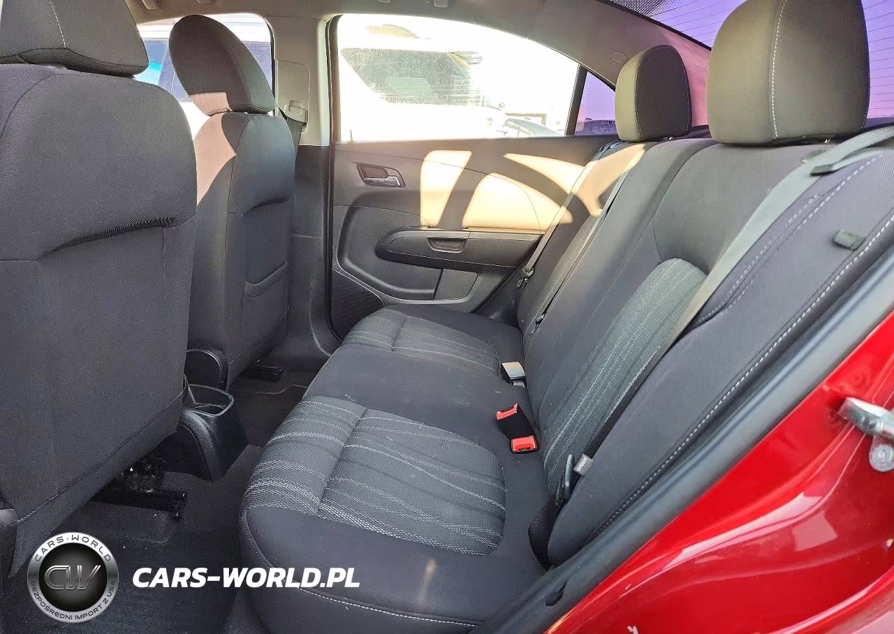 2015 Chevrolet Sonic Lt VIN:1G1JC5SH2F4179017 - 10