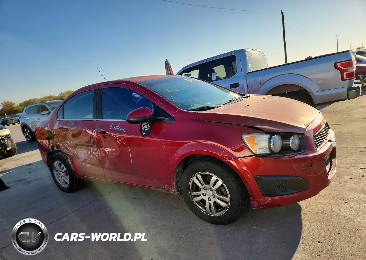 2015 Chevrolet Sonic Lt VIN:1G1JC5SH2F4179017 - 4