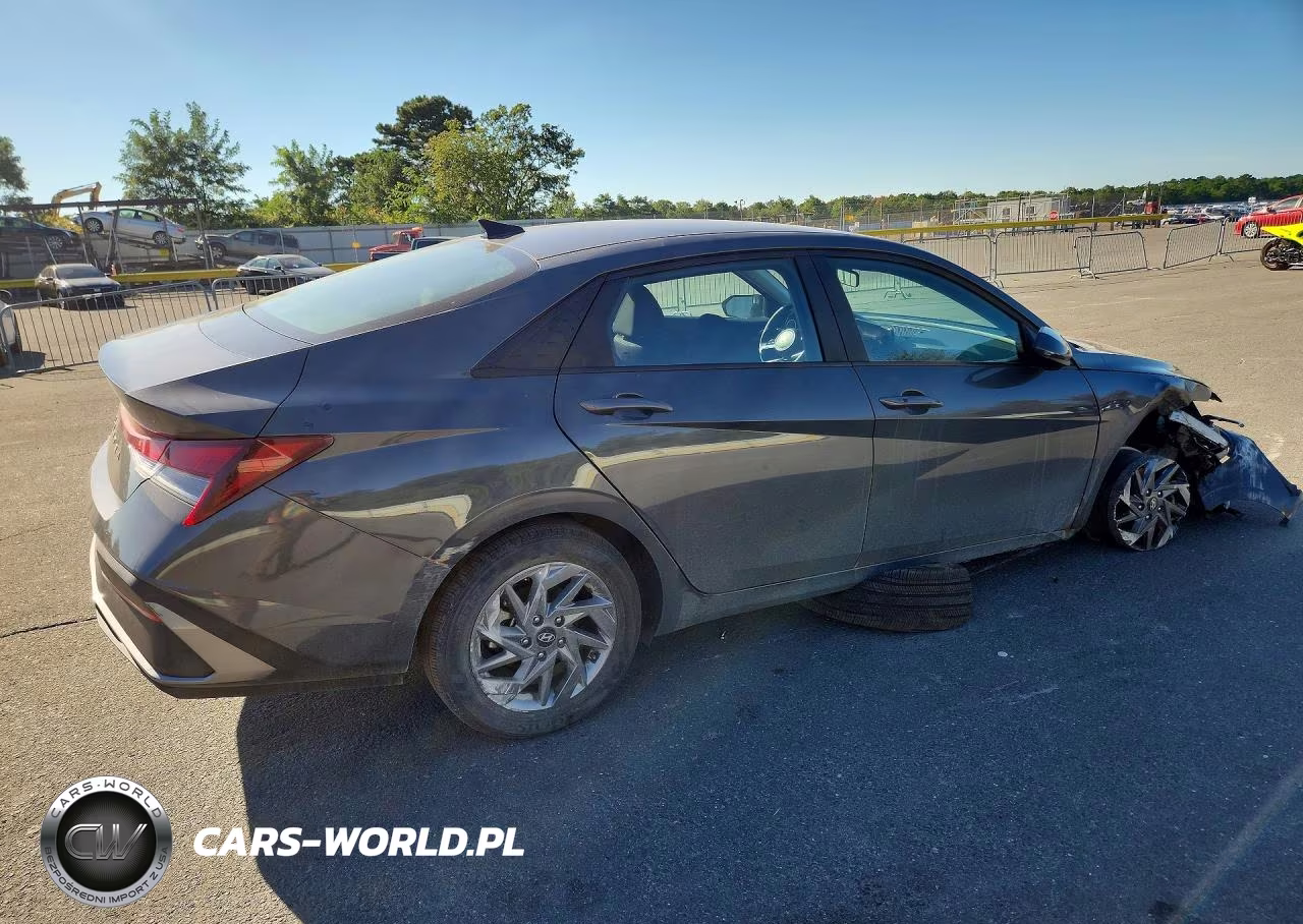 2024 Hyundai Elantra Sel VIN:KMHLM4DG3RU813723 - 3